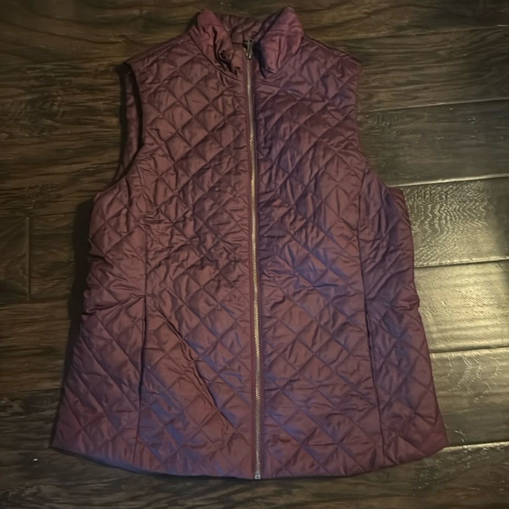 Banana Republic puffer vest